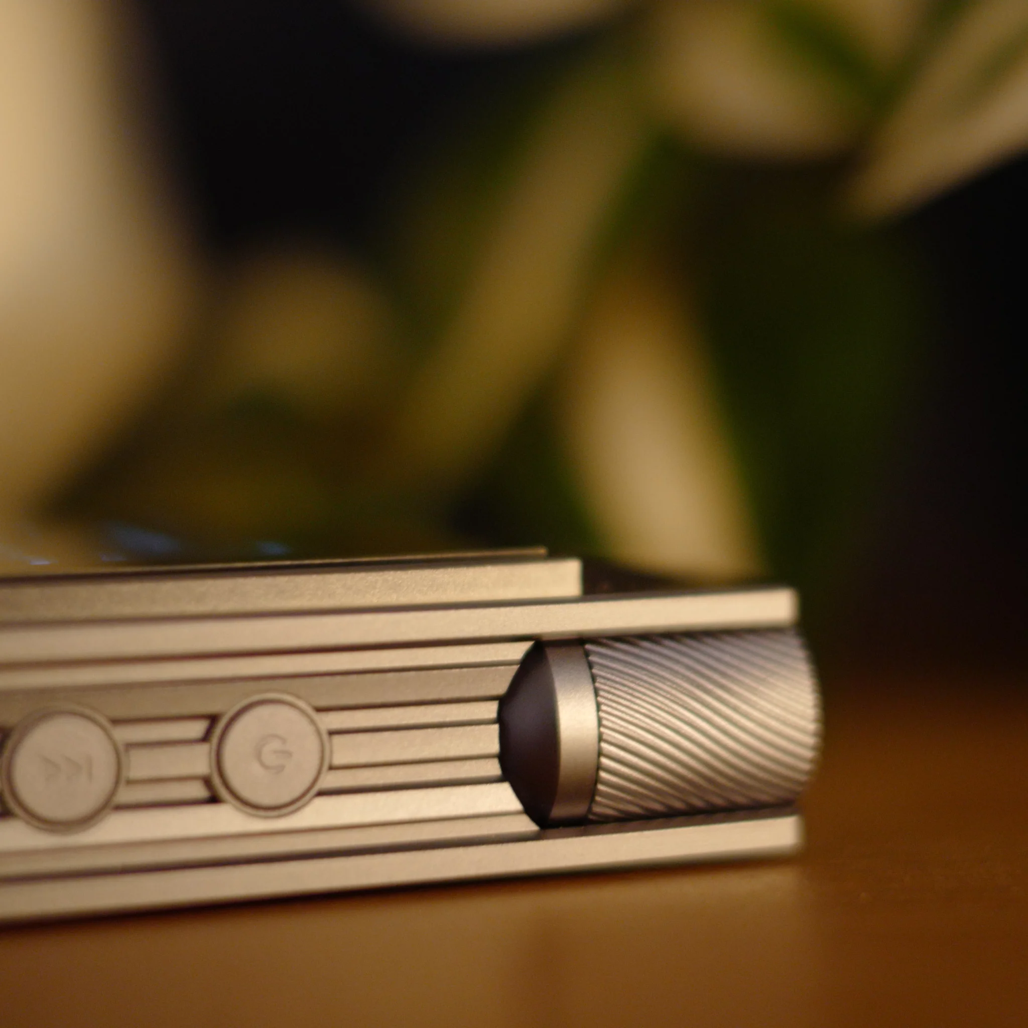 Quloos MUB5 Portable Discrete R2R Ladder DAC/Amp - Image 4