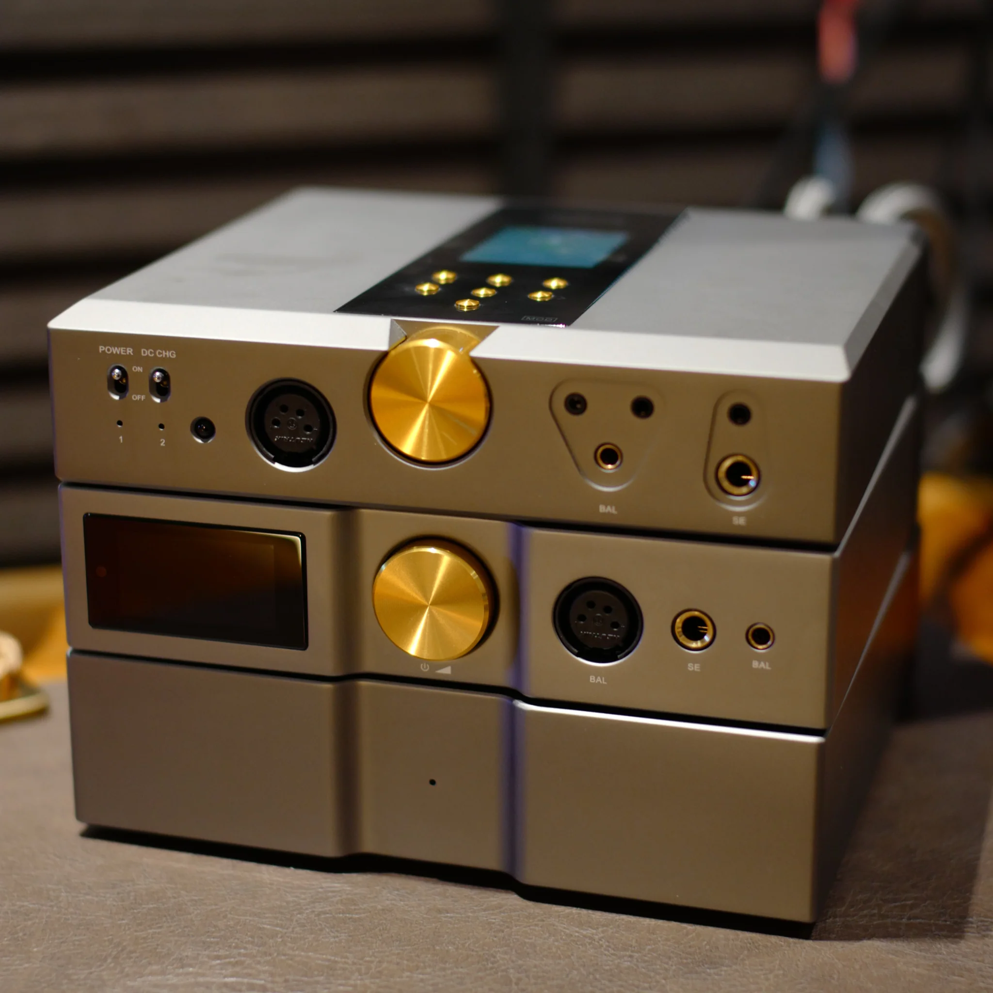 Quloos QH1 Portable Desktop Preamp/Amplifier with LPS Add On - Image 6